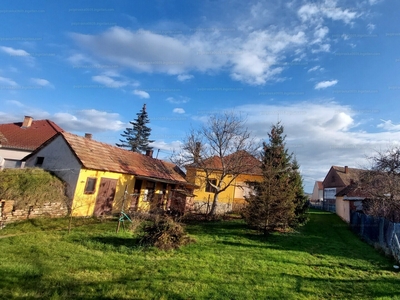 Eladó családi ház - Oroszló, Petőfi Sándor utca