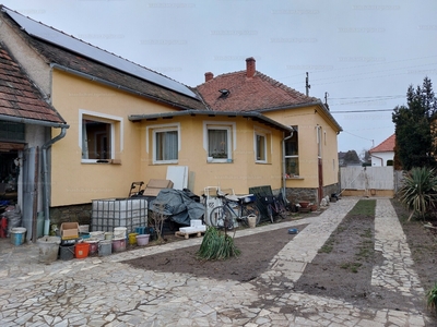 Eladó családi ház - Szombathely, Herény