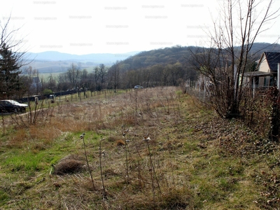 Eladó lakóövezeti telek - Tatabánya, Őszirózsa utca