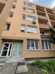Eladó panel lakás - Tatabánya, Erdész utca