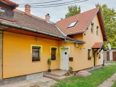 Eladó sorház - Dunakeszi, Károlyi utca