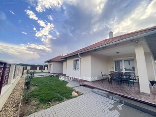 Tököl, ingatlan, ház, 140 m2, 129.900.000 Ft