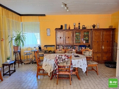 Eladó családi ház - Dunaszeg, Győr-Moson-Sopron megye