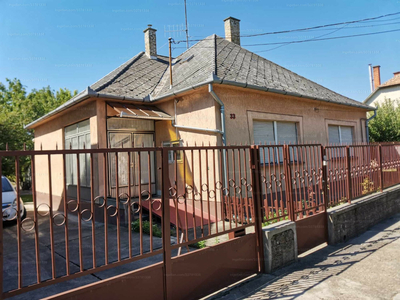 Eladó családi ház - Kalocsa, Dózsa György utca