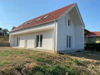 Eladó családi ház - Kozármisleny, Kiskozár