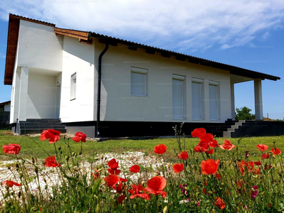 Eladó családi ház - Ráckeresztúr, Széchenyi István utca