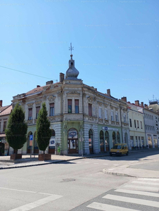 Eladó tégla lakás - Csorna, Szent István tér