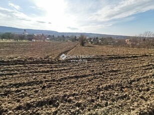 Eladó telek Kőröshegy