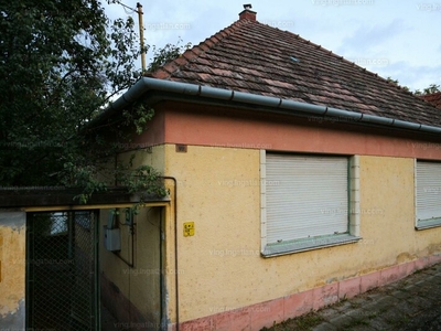 Eladó családi ház - Dunaszekcső, Baranya megye