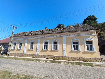 Hőgyész, ingatlan, ház, 118 m2, 18.500.000 Ft