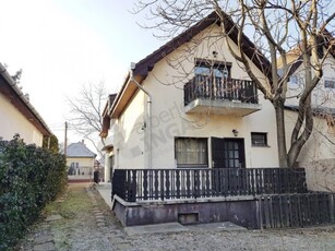 Kiadó ikerház, albérlet Budapest, XVI. kerület, Sashalom