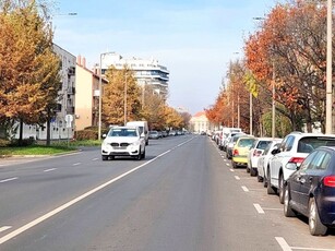 Kiadó téglalakás, albérletDebrecen