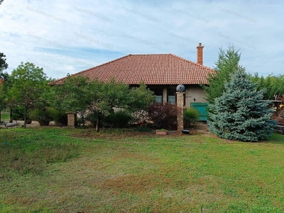 Cegléd, ingatlan, ház, 114 m2, 53.900.000 Ft