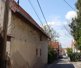 Eladó felújítandó ház - Budaörs