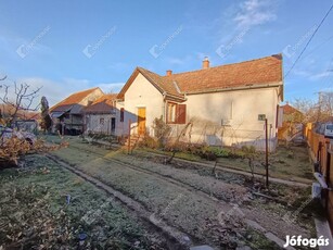 Nagyatádon, csendes környezetben, családi ház eladó