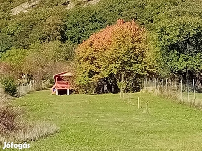 Csákberény, Nyaraló (Orondi - Szőlők)