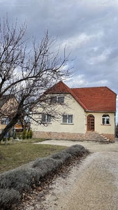 Nyúl, ingatlan, ház, 140 m2, 89.900.000 Ft