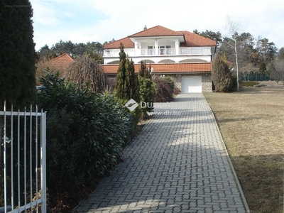 Vonyarcvashegy, ingatlan, ház, 600 m2, 299.000.000 Ft