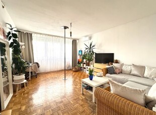 Eladó Lakás, Budapest 14 kerület Két szobás, panorámás, klímás lakás, panel programos házban.