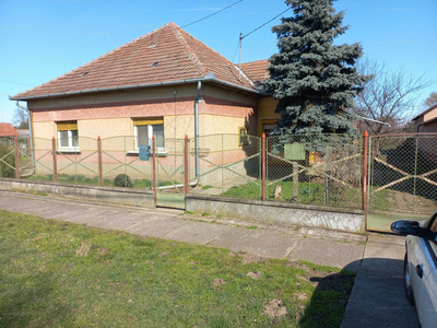 Eladó családi ház - Csorvás, Bajcsy-Zsilinszky utca
