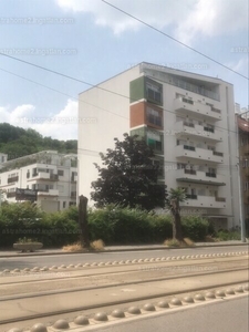 Eladó tégla lakás - III. kerület, Bécsi út