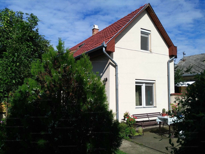 Eladó családi ház - Debrecen, Virág utca