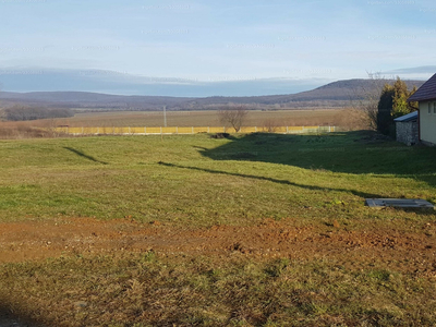 Eladó lakóövezeti telek - Bánd, Mártonhegyi utca 269/13