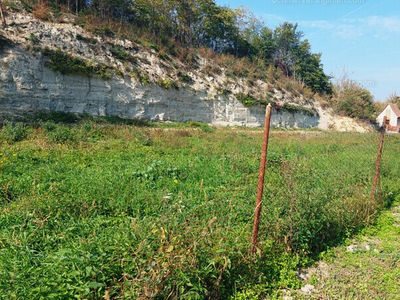 Eladó lakóövezeti telek - Nádasdladány, Fejér megye