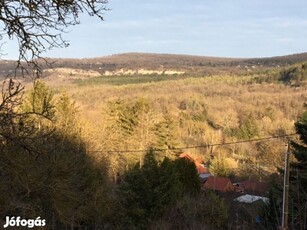 Telek örök panorámával eladó