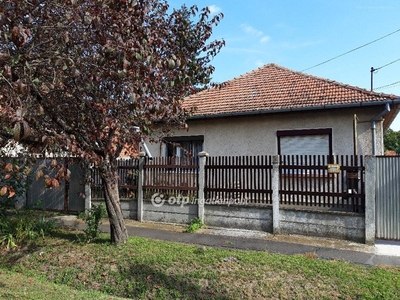 Békéscsaba, ingatlan, ház, 72 m2, 17.000.000 Ft