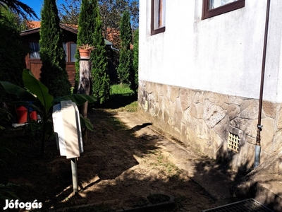 Bázakerettye panorámás hétvégi ház telekkel