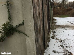 Garázs a Bah csomópont közelében kiadó