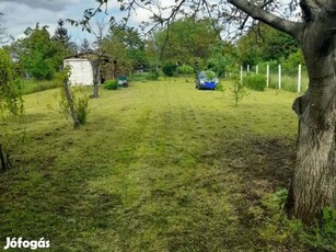 Győrben az Iparipark közelében zártkerti telek Eladó