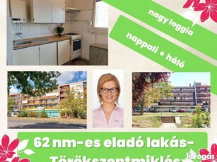 Törökszentmiklós központjában 2 szobás, nagy loggiás lakás eladó