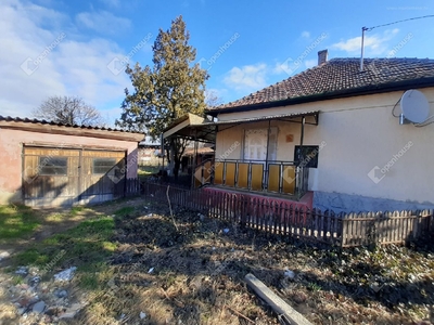 Újszász, ingatlan, ház, 65 m2, 21.990.000 Ft