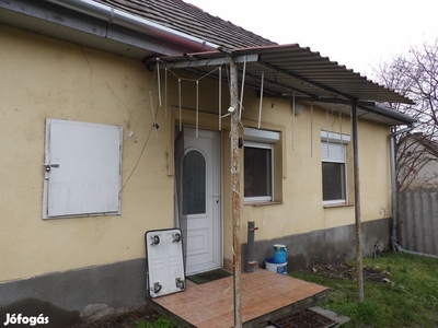 Kiskunlacháza, 30m2 es családi ház eladó, 30 m2-es, családi ház - Kiskunlacháza, Pest - Ház