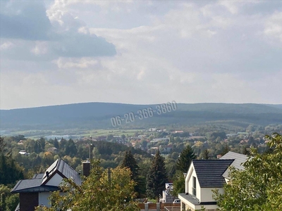 Eladó átlagos állapotú ház - Budakeszi