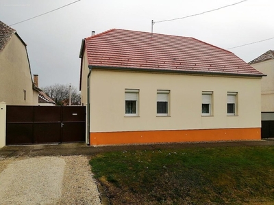 Fertőd, ingatlan, ház, 110 m2, 49.900.000 Ft