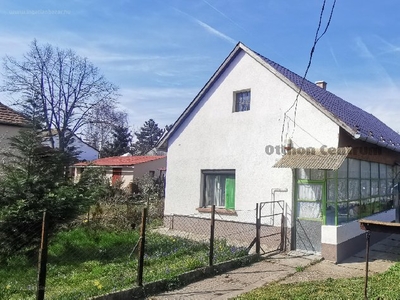 Komárom, Komárom, ingatlan, ház, 66 m2, 29.990.000 Ft