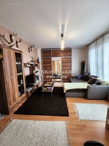 Veszprém, ingatlan, lakás, 77 m2, 54.990.000 Ft