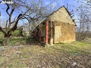 Kerepesi eladó vályog családi ház