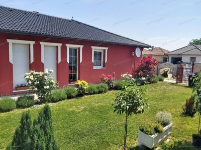 Dunaszeg, ingatlan, ház, 108 m2, 69.900.000 Ft