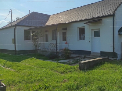 Eladó családi ház - Győrladamér, Győr-Moson-Sopron megye