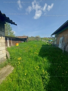 Eladó hétvégi házas nyaraló - Csabdi, Előhegy