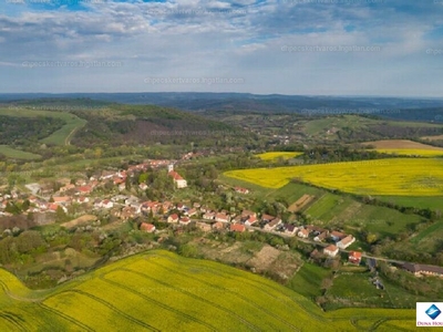 Eladó lakóövezeti telek - Hosszúhetény, Püspökszentlászló utca