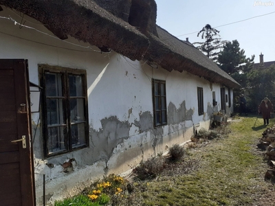 Nádfedeles vályogház Balatonfüreden - Balatonfüred, Veszprém - Ház