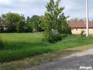 Eladó lakóövezeti telek Balatonőszödön, közel a parthoz!