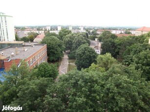 Pécs, Egyetemváros 1,5 szobás albérlet 2 egyetemistának