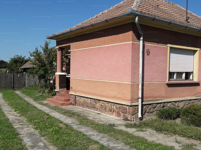 Eladó családi ház - Mesztegnyő, Kossuth Lajos utca