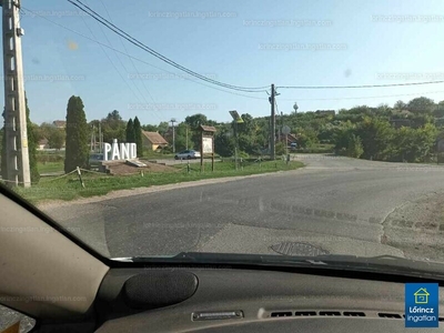 Eladó lakóövezeti telek - Pánd, Fő út 74.